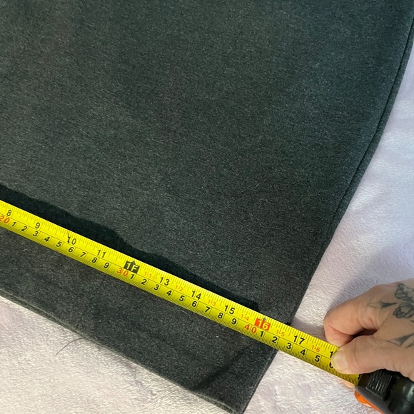 Bodycon Skirt - Picture 4 of 4